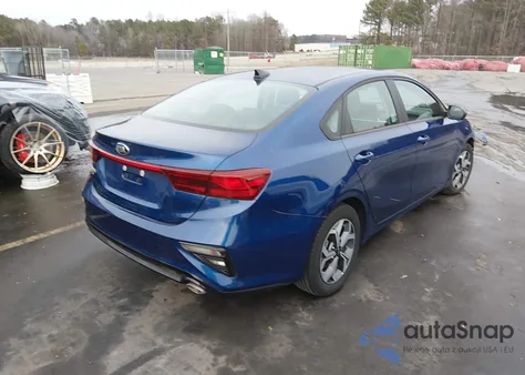 2021 Kia Forte Lxs из США, поврежденный, VIN 3KPF24AD6ME329196